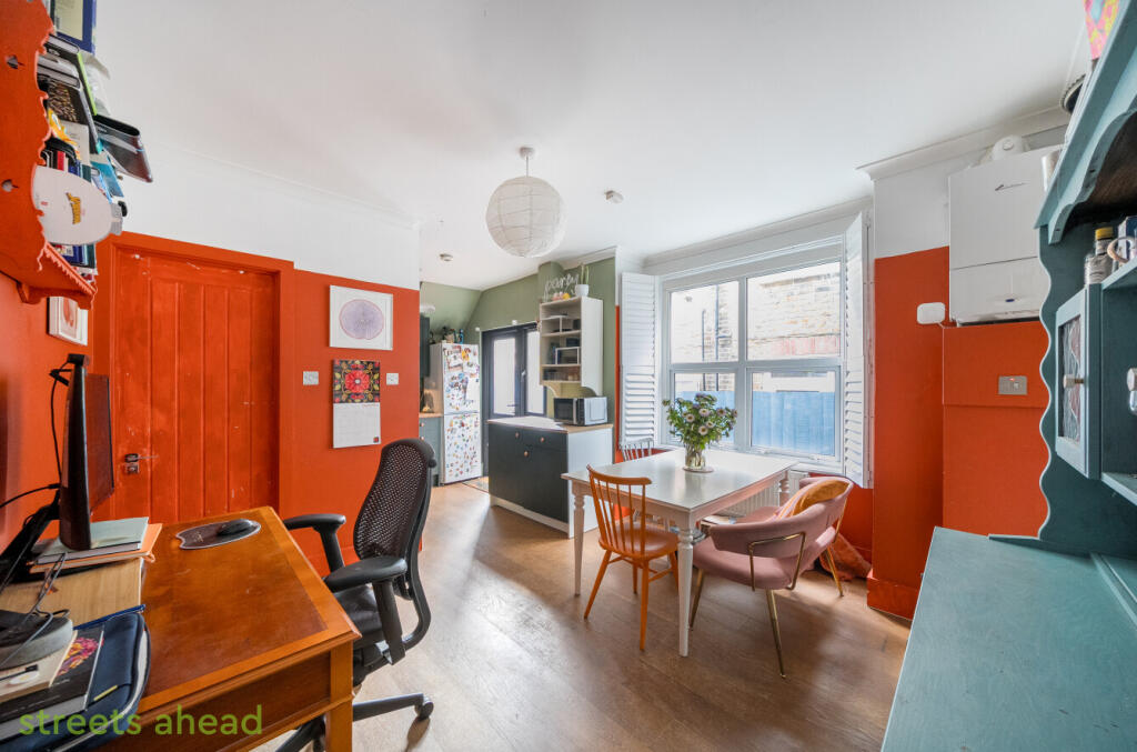 49822b6f-08aa-432...