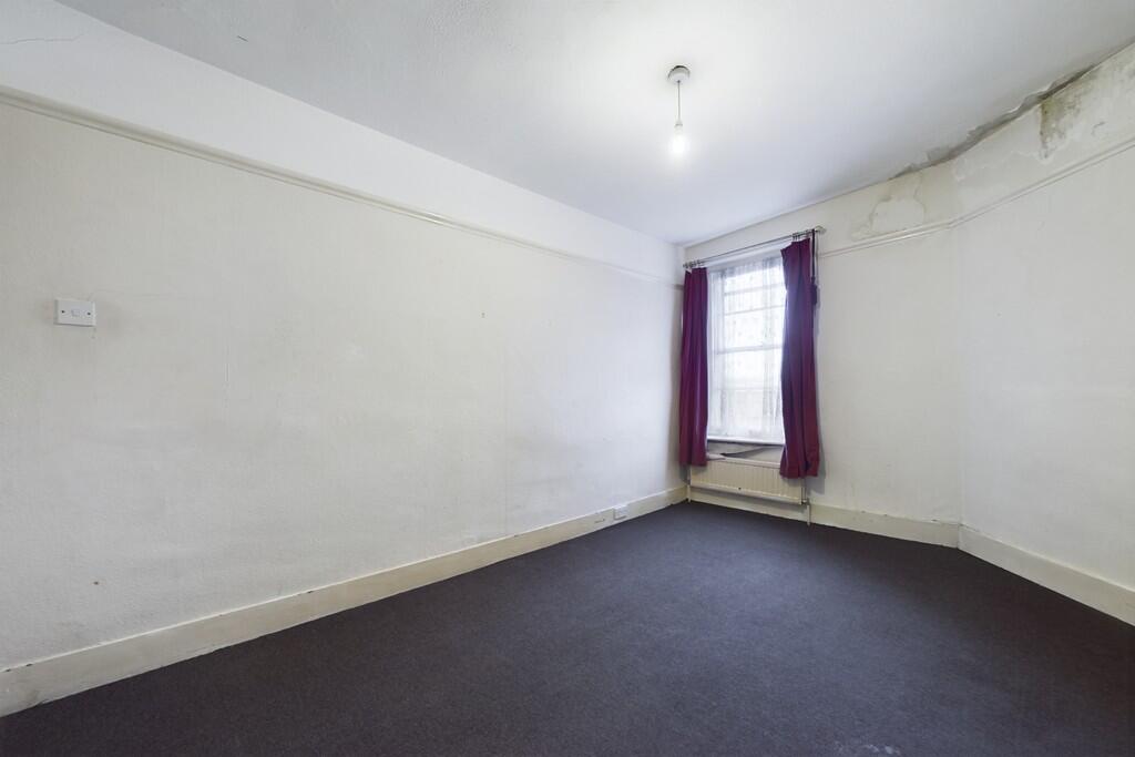 CAM01085G0-PR0518...