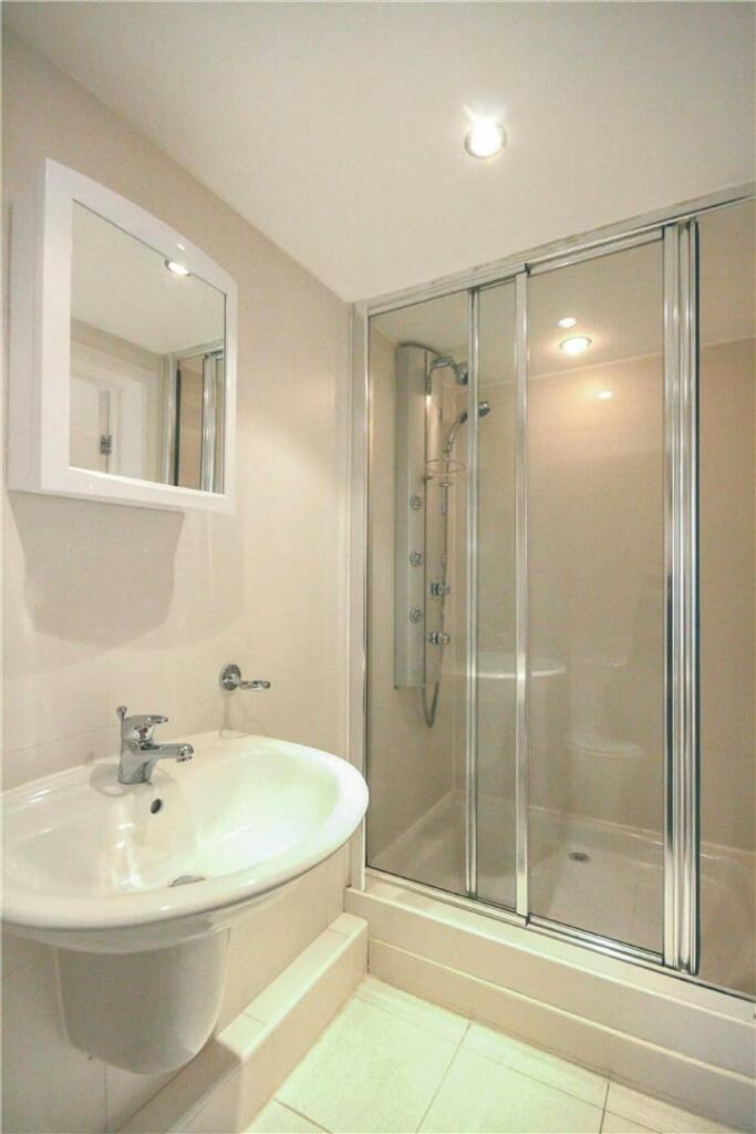 En Suite Shower Room