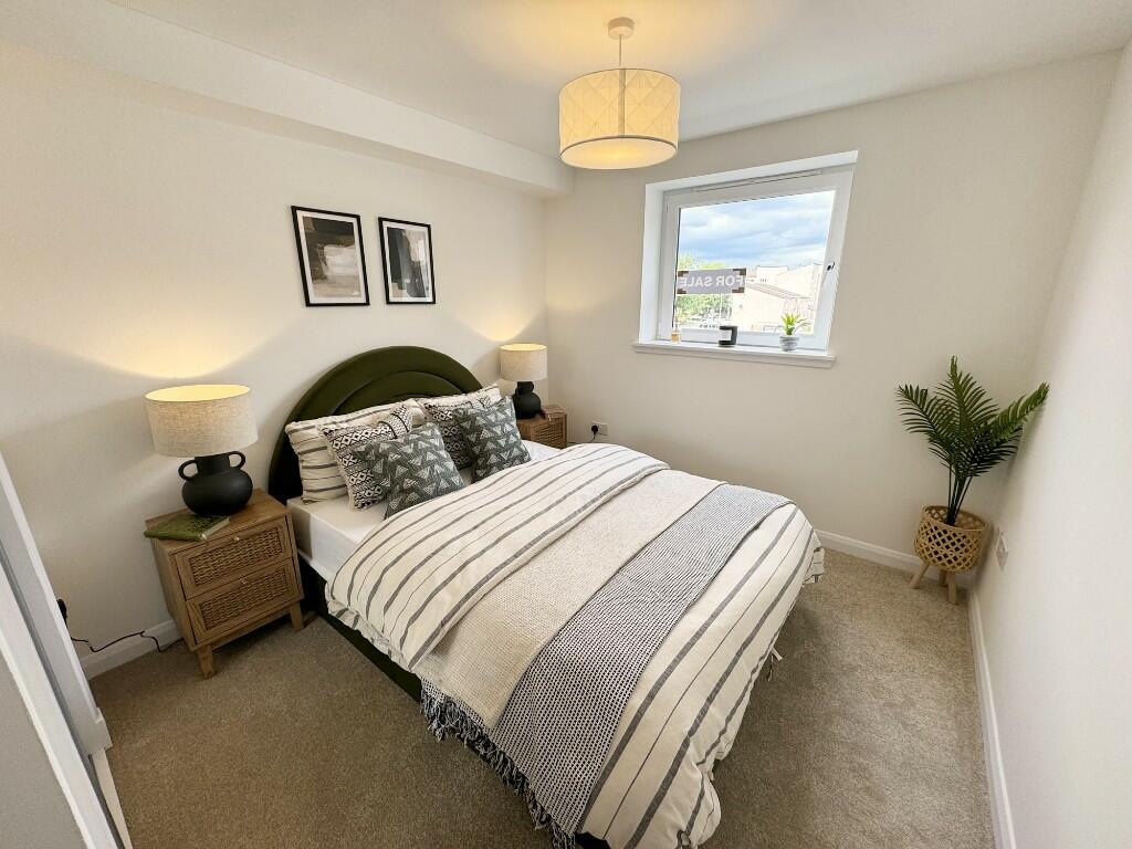 Bedroom 2 (1)