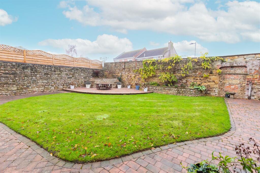 ASD_VineHouse_06.jpg