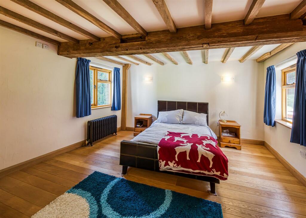 Hem Mill-bed1.jpg