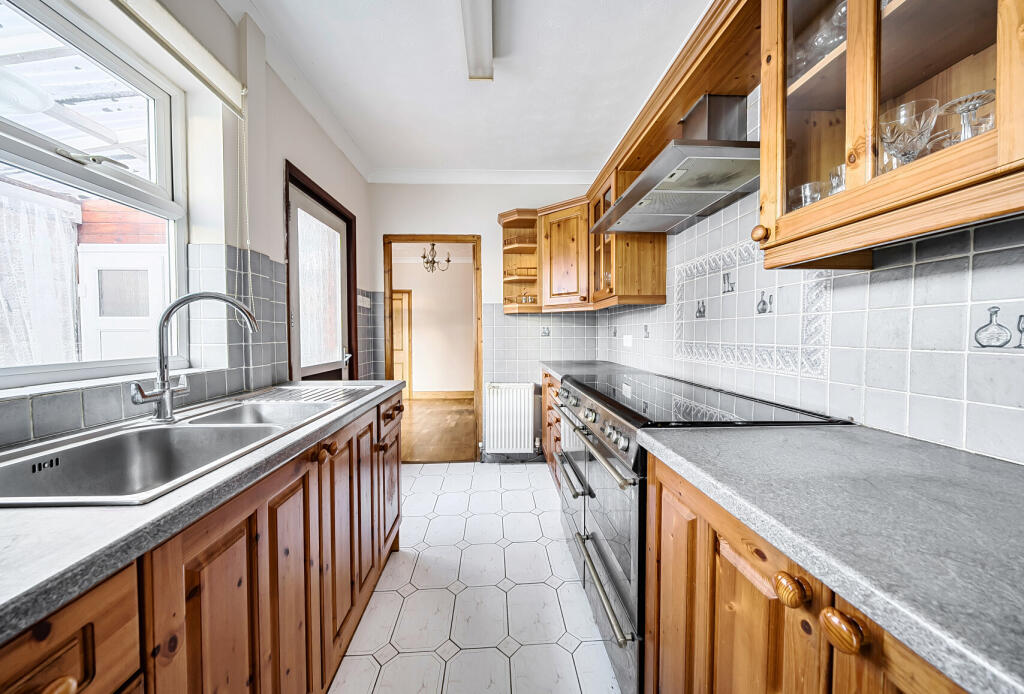 1349047-8-68ba20f...