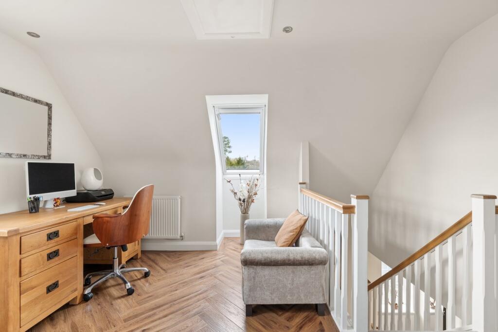 2nd Floor Office Landing