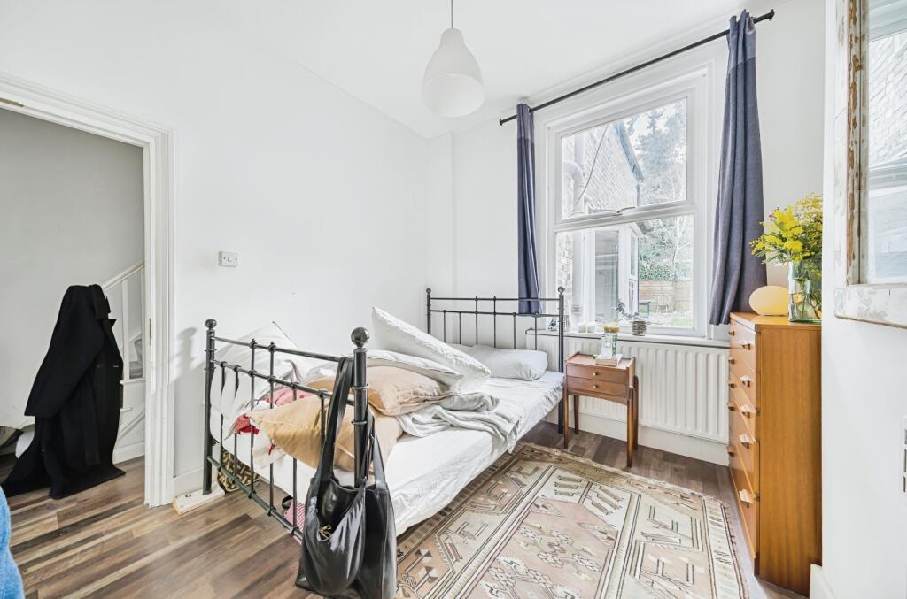 e799a9a9-bed