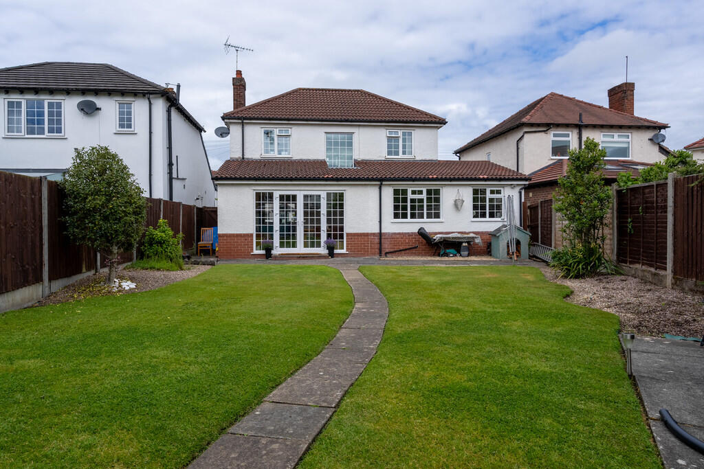 3 Curzon Close-28