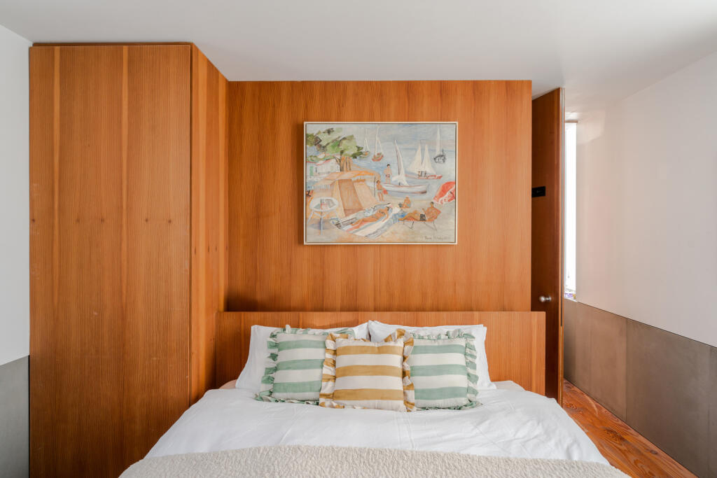 270673 - 6A Basing Court-7.jpg