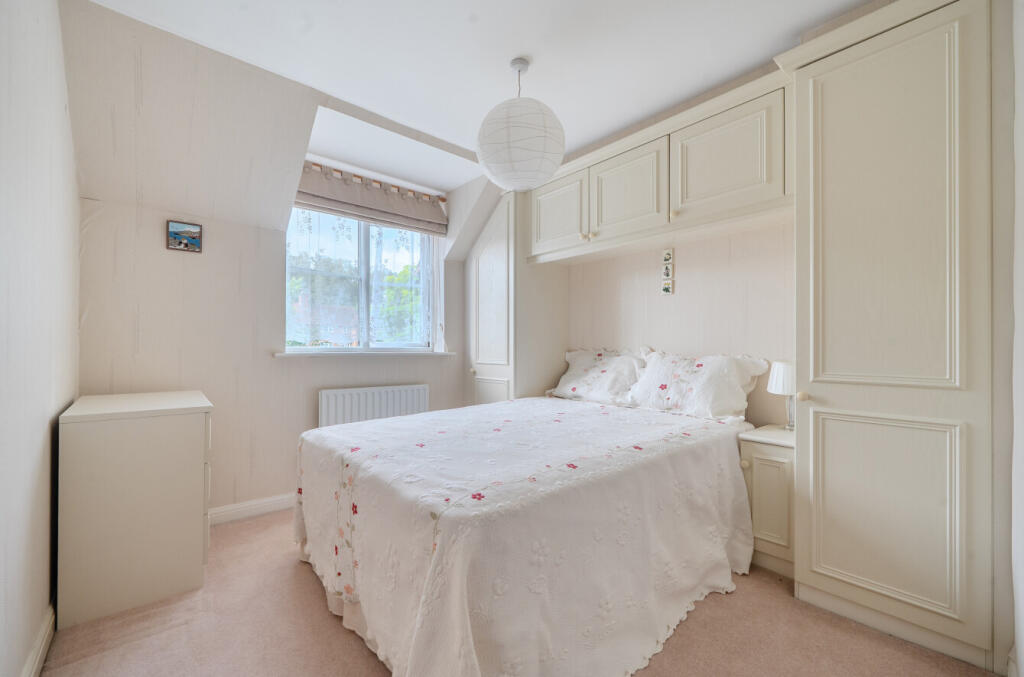 1335817-25-68a6e8...