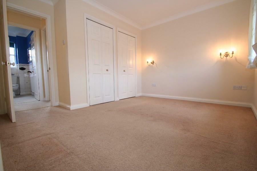 Bedroom1-1.jpg