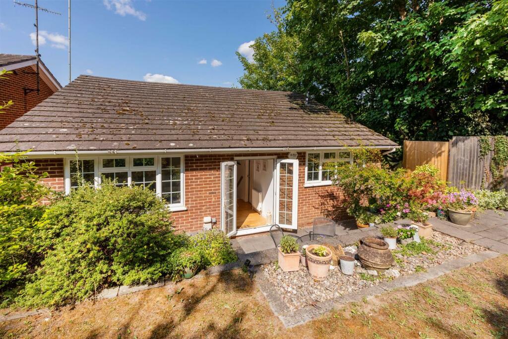 68 Valley Road-6.jpg