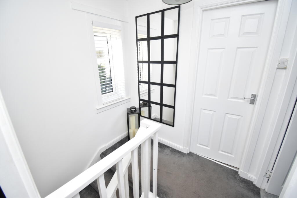 UPPER LANDING
