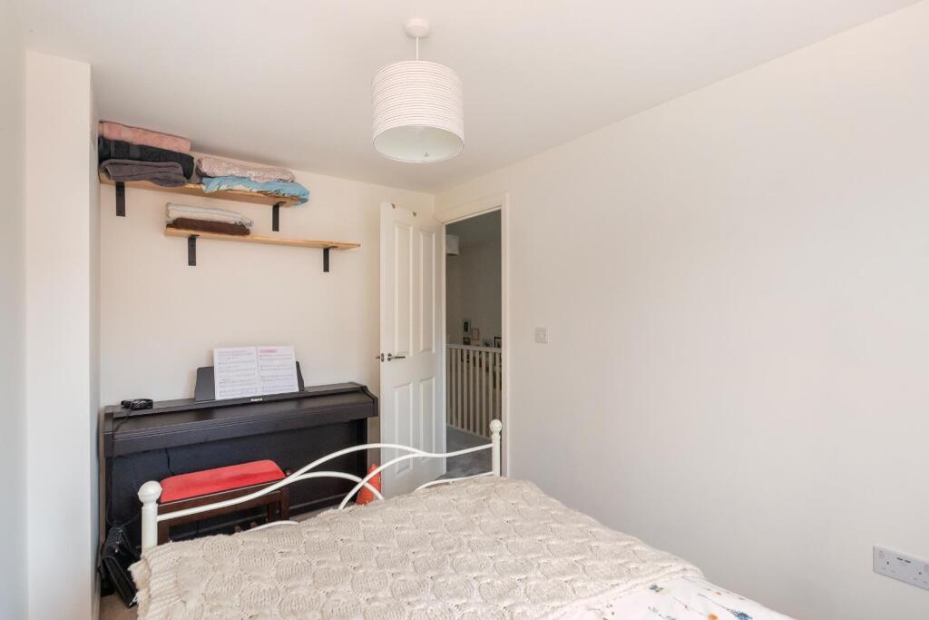 0T3RAN - Bedroom D.jpg