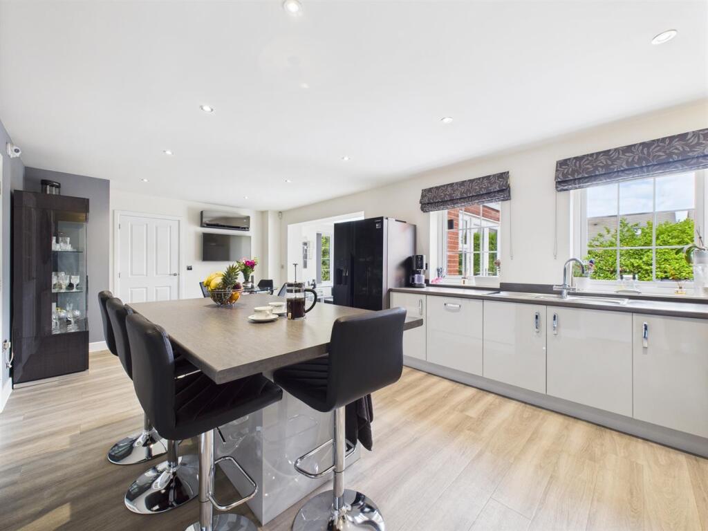 Breakfast Kitchen