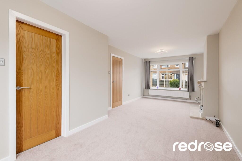 web_18 Harlech Dr...