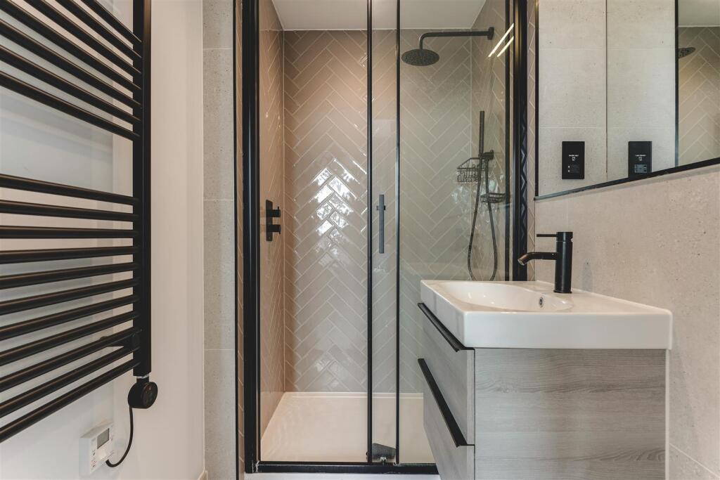 Empress Apartments -7.jpg