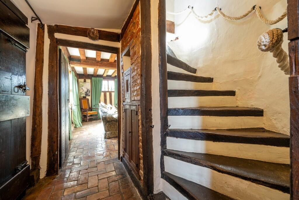 1440pxReads Hall-...