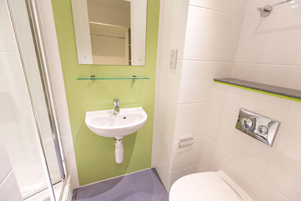 godiva-bathroom-2