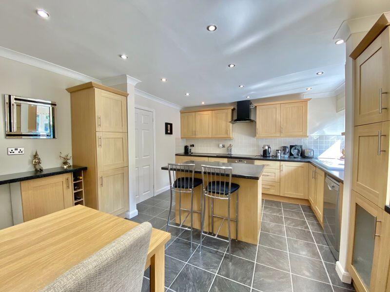 The Kitchen/Breakfast Room