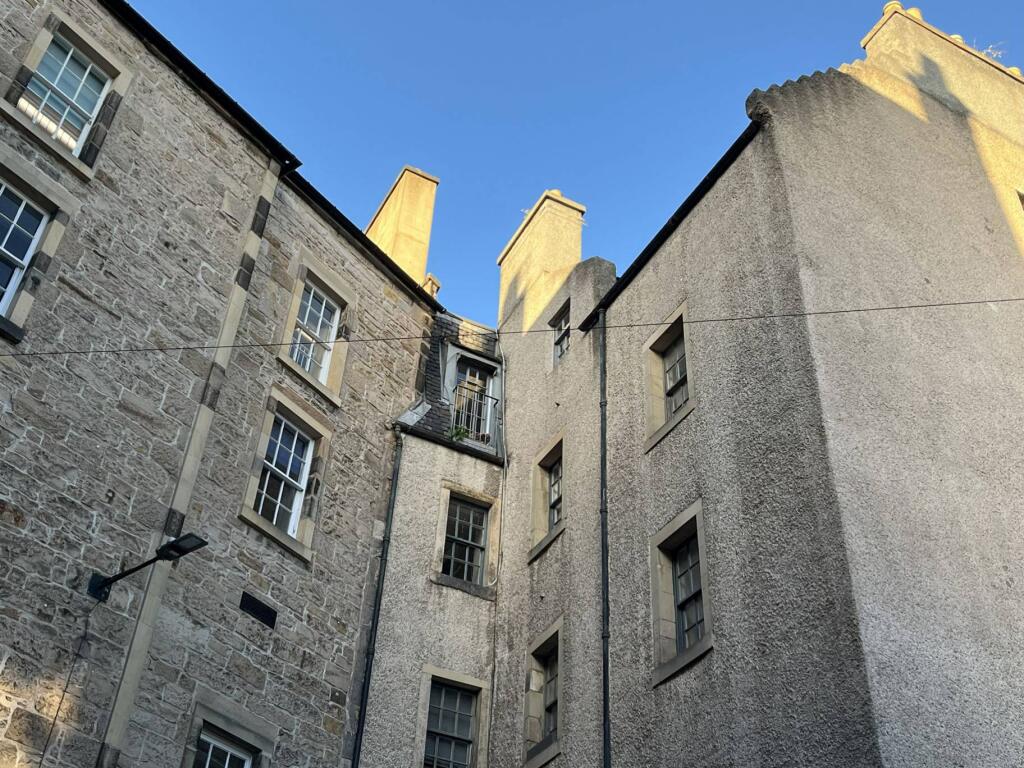 MFL2247524_566.jpg