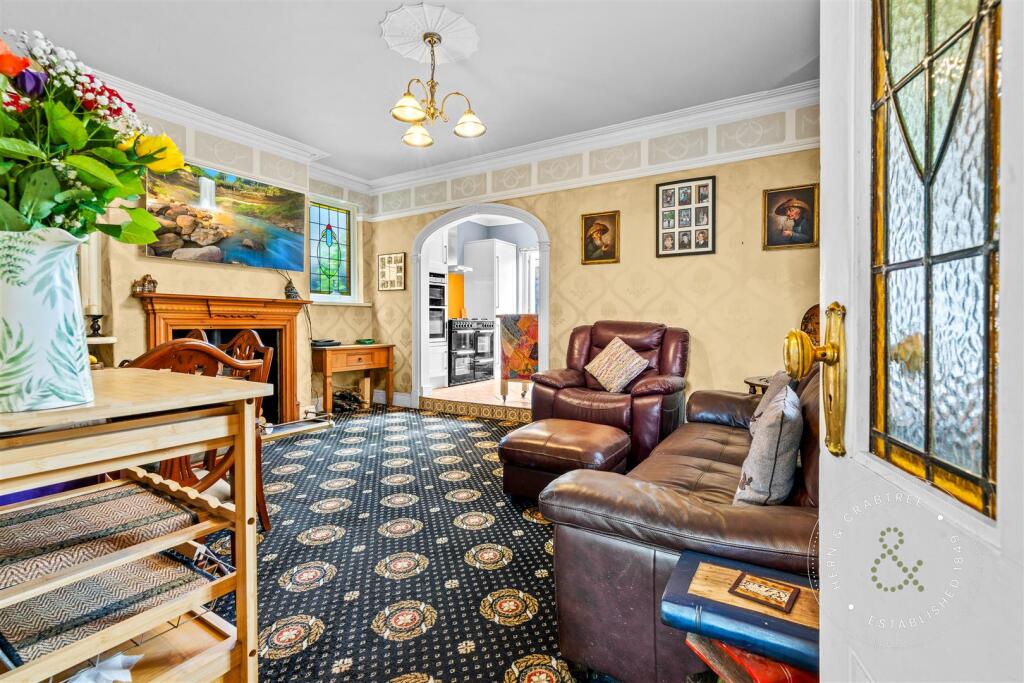 Commercial Road, Hern Crabtree (15).jpg