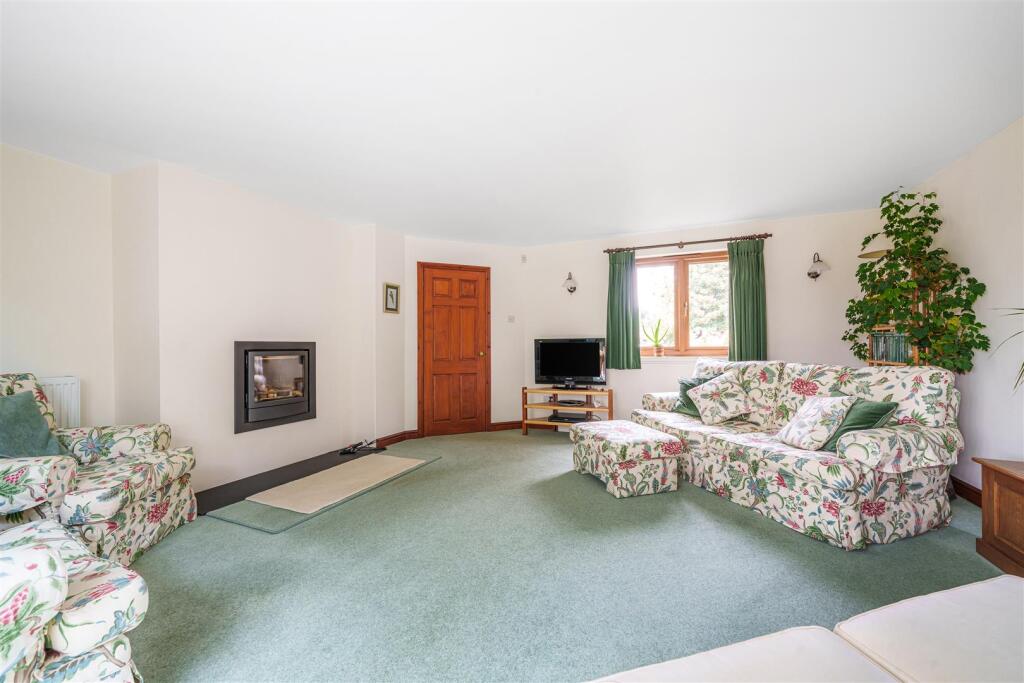 3 The Green, Church Stowe