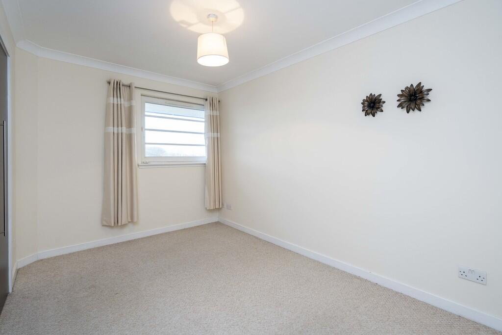 128 Whiteside Cou...