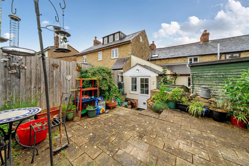 Lavender Cottage, 19 Lower Street, Pury End (5).jp