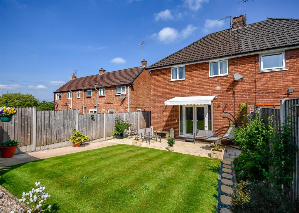 56 Meadow Lane-External.jpg