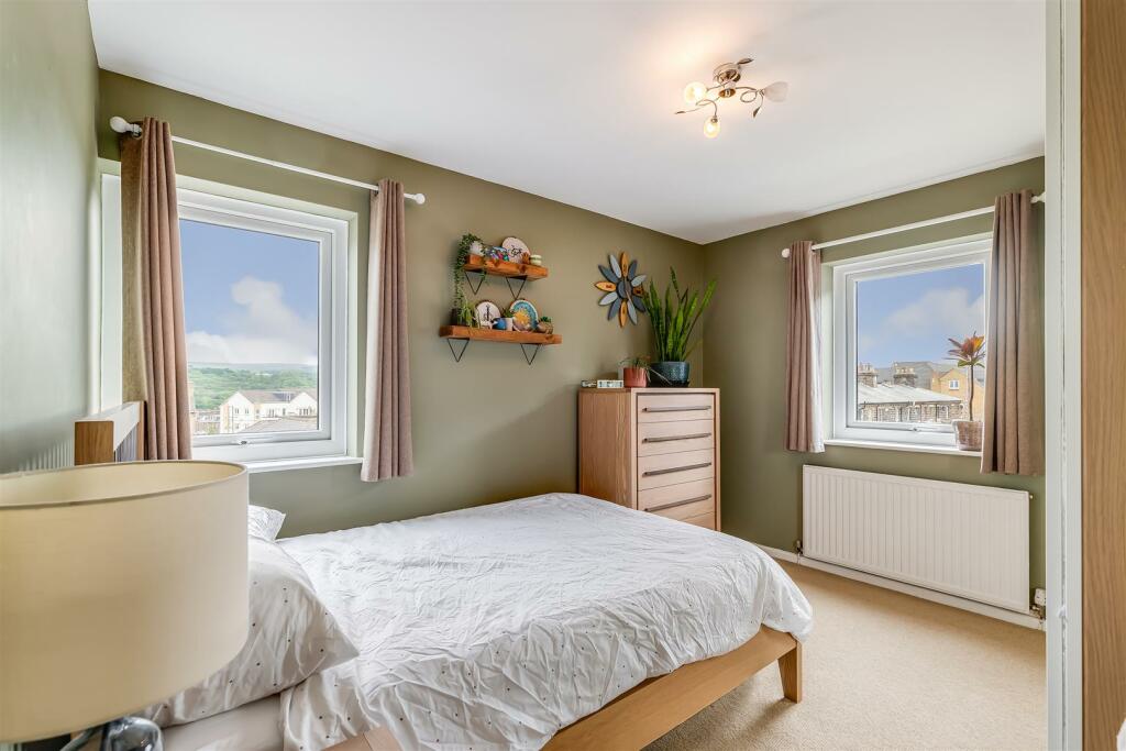 Bedroom.jpg