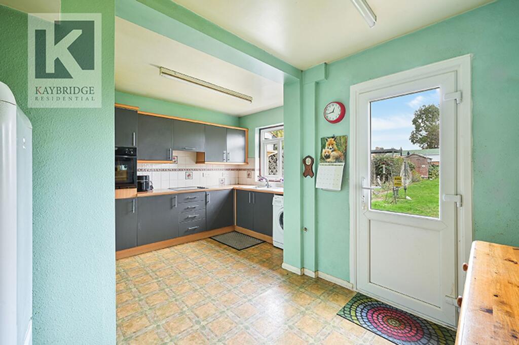 Walsingham Gardens, Epsom - KT19 0LX