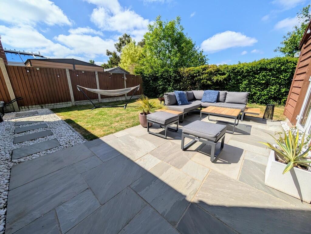 PXL_20250517_1000...