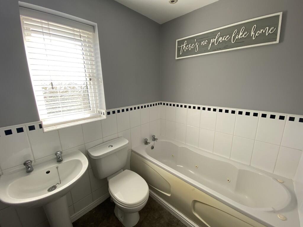 Main bathroom