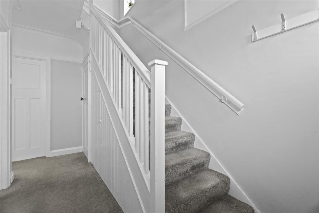 entrance hall.jpg