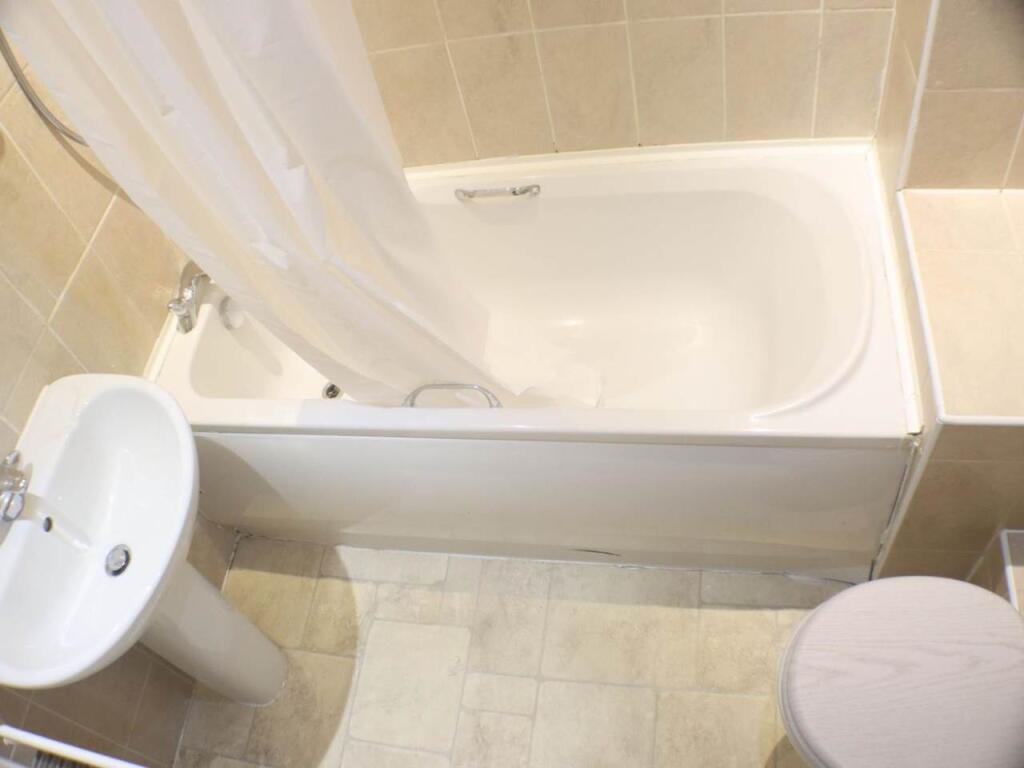 3b857223-469a-4d82-8