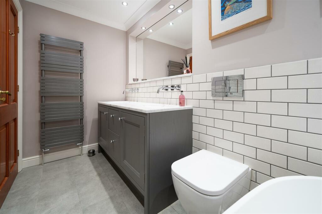 Dowmstairs Bathroom-3.jpg