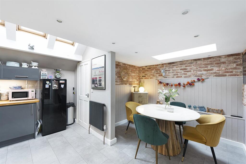 3 Rectory Cottage ph13.jpg