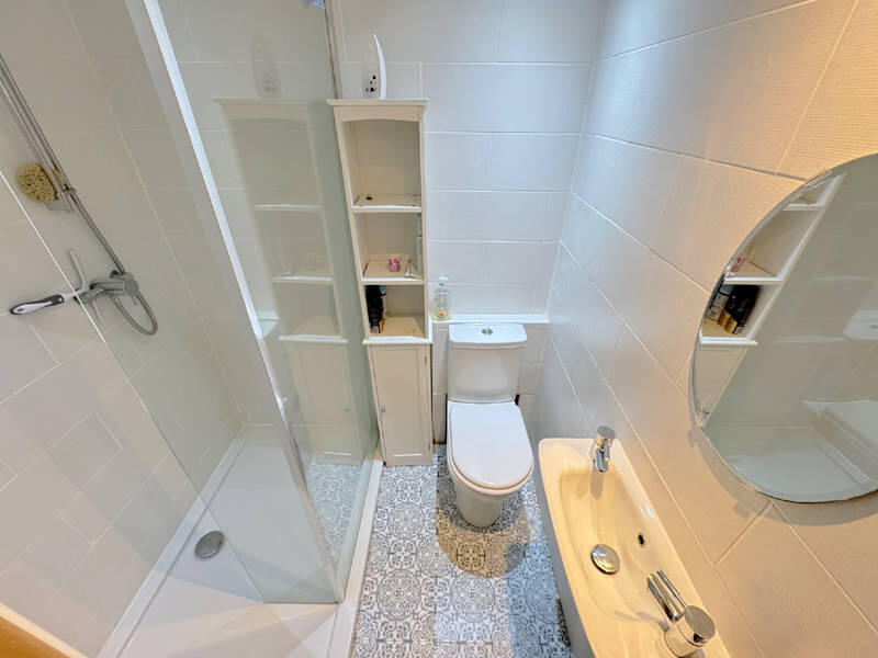 Bedroom One Ensuite