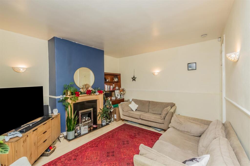 Living Room: