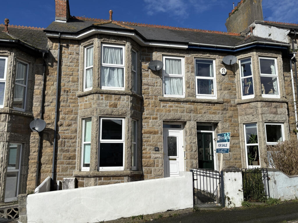 3 Bedroom Mid Terrace House for Sale