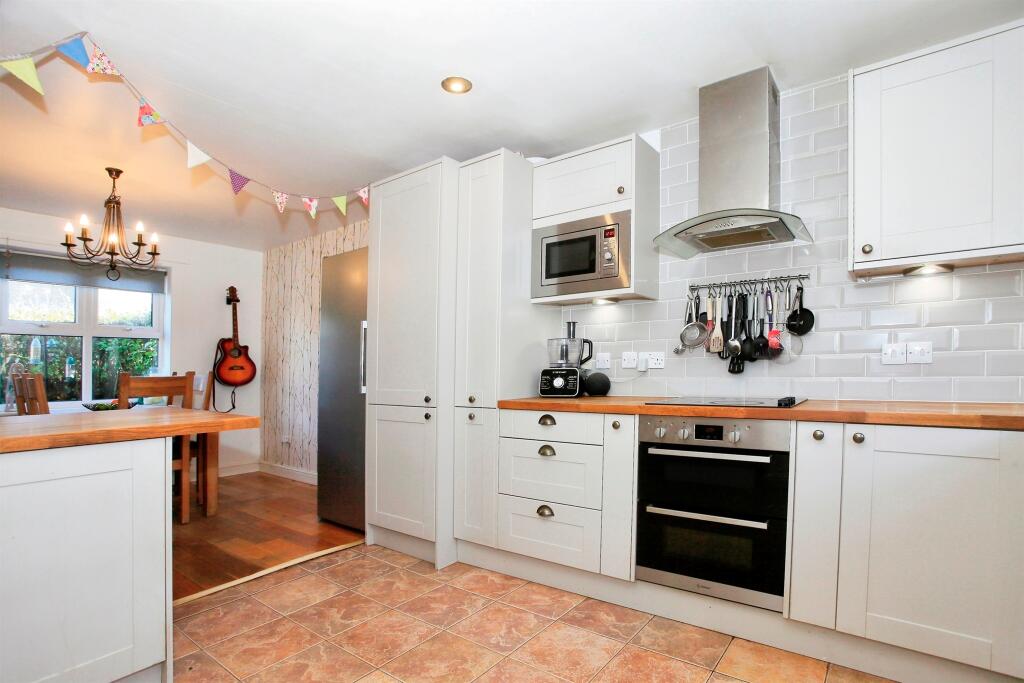 Kitchen / Diner