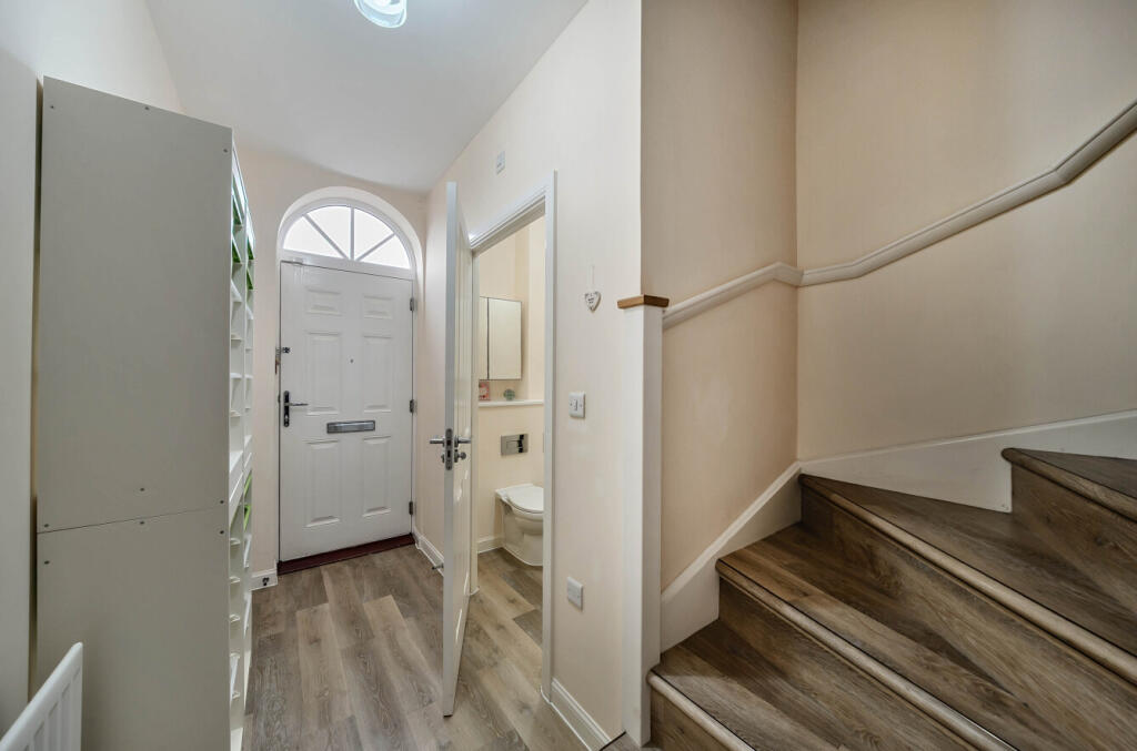 1303087-26-683eea...