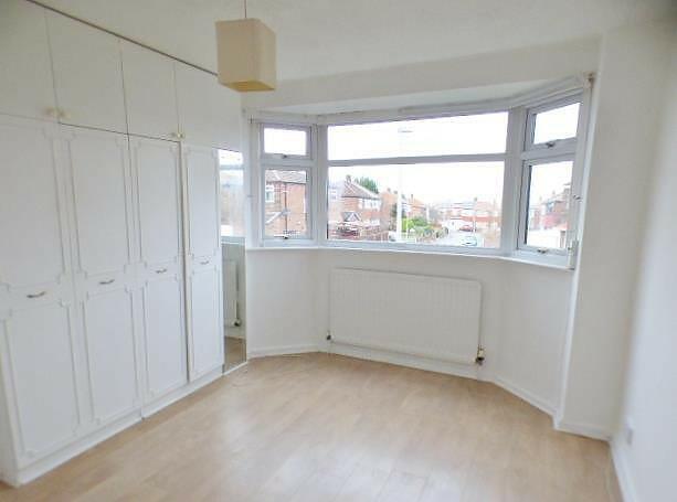 Bedroom 1 - 1