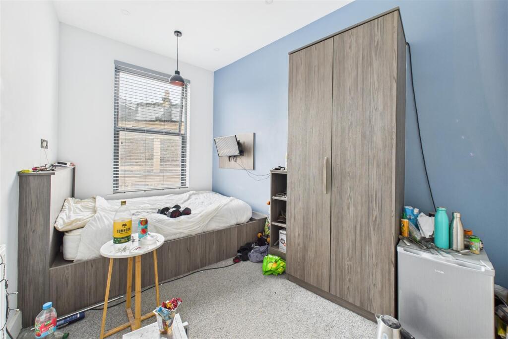 Flat 1 | 1 - 3, Old Church Road Clevedon, North So