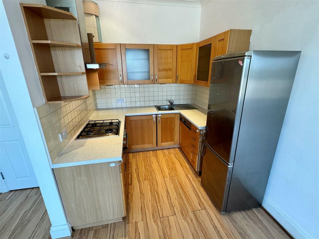 1 Seashore House Kitchen
