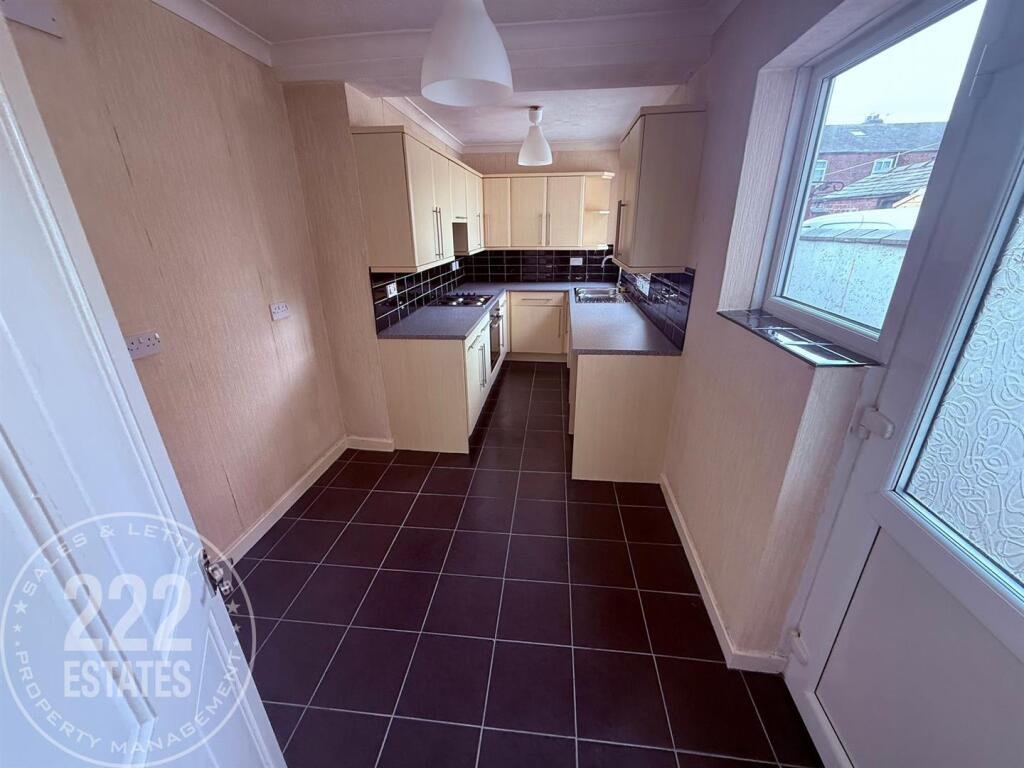 PHOTO-2025-10-06-12-54-09 (6).jpg