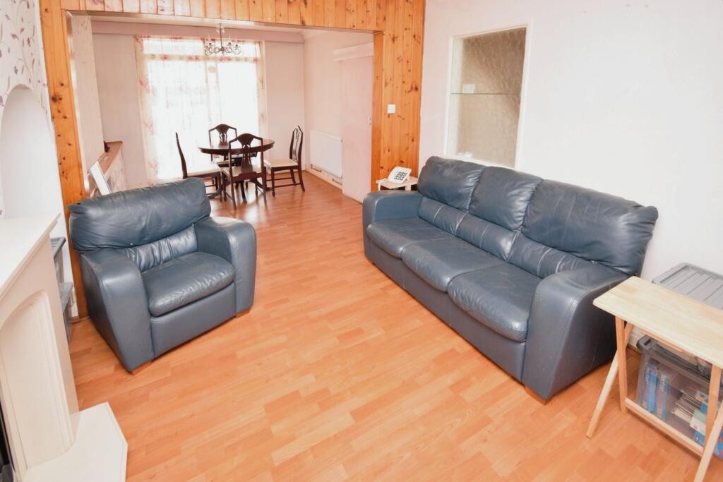 Living/Dining Room