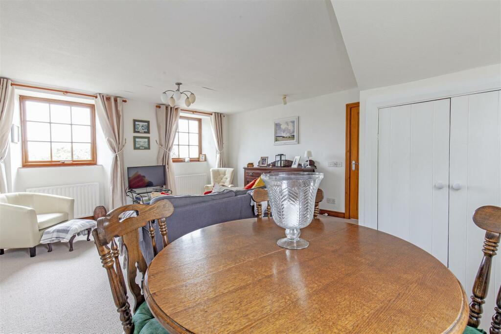 Reception Room-5.jpg