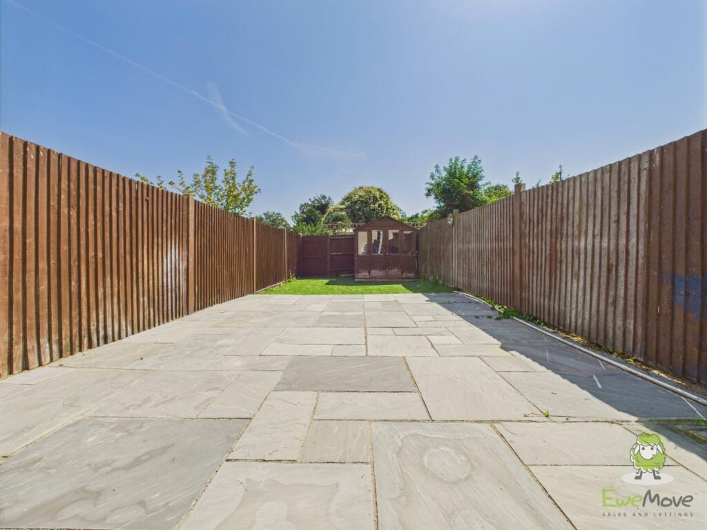 CAM01543G0-PR0148-STILL021