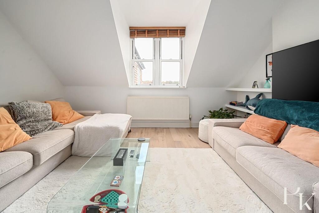 Flt 5, 145 New Church Road (14).jpg