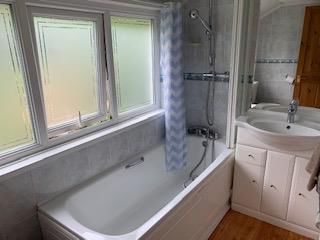 Apartment-Bathroom